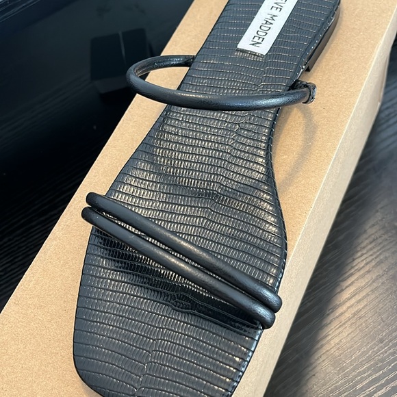 Steve maddenTahiti slide sandals, black simple sandal - Picture 8 of 10